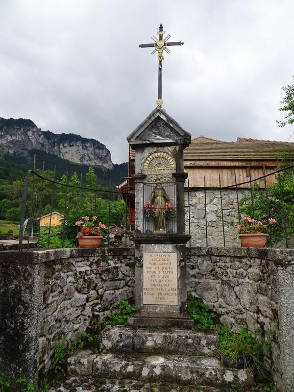 Les Balcons Du Leman Thollon-les-Memises Bagian luar foto